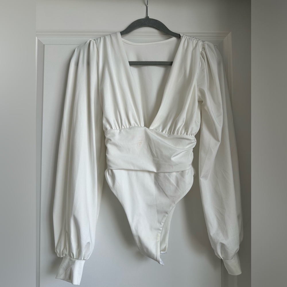 Long sleeve body suit